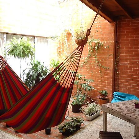 Iris Hostel Medellín Dış mekan fotoğraf
