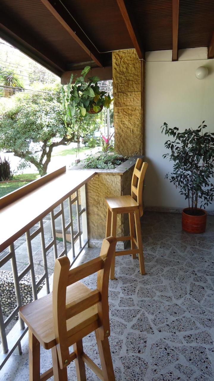Iris Hostel Medellín Dış mekan fotoğraf
